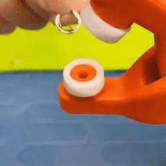 Tich Buttons Clipper With Set Of 30 Buttons